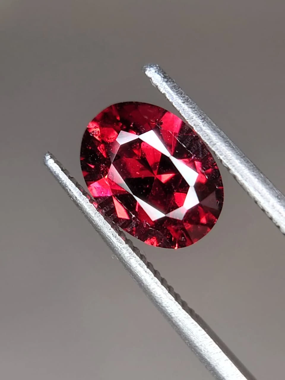 2.6ct Natural Malaya Garnet Loose Gemstone from Tanzania — view 5